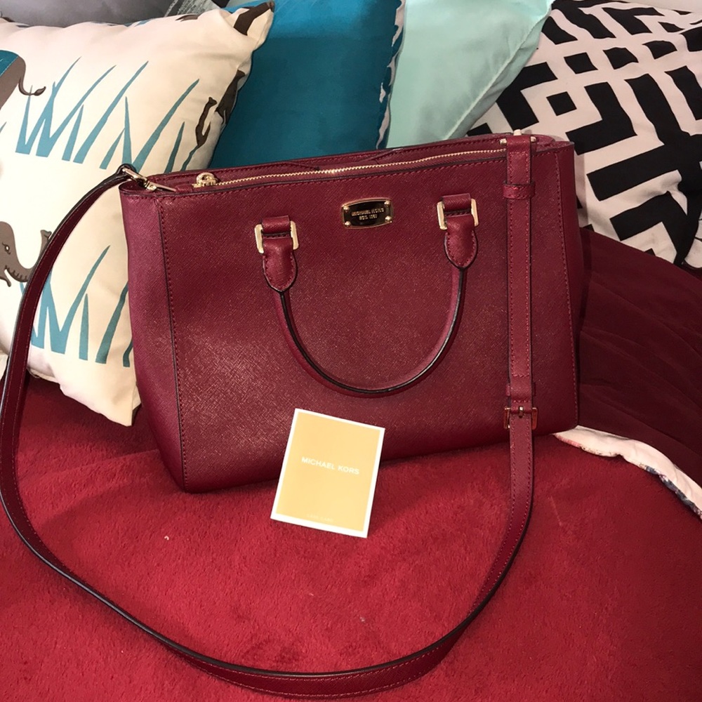Michael kors purse